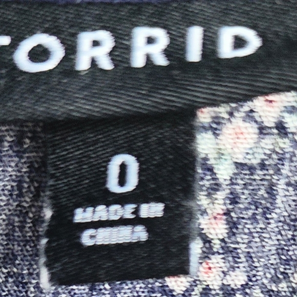 Torrid Floral Skull Peasant Top - Picture 5 of 5